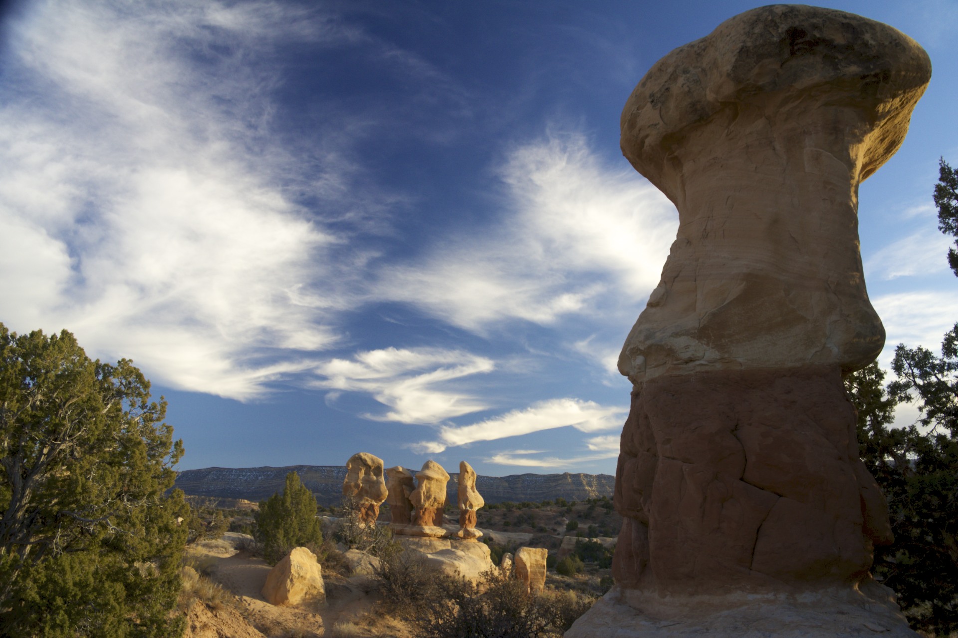 Devils Garden - gallery