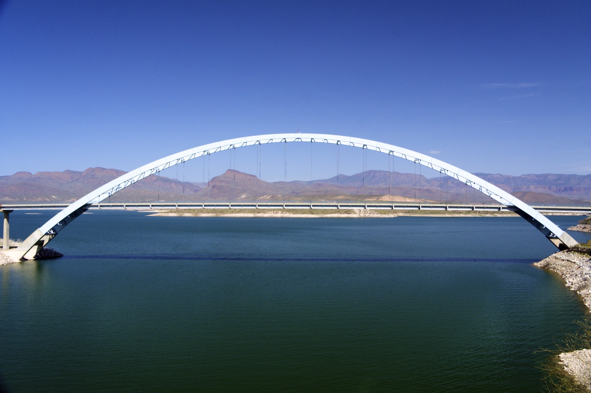 Roosevelt Lake Bridge - gallery
