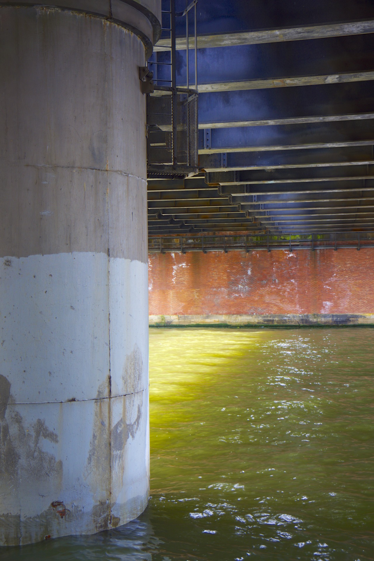 Under the Bridge - gallery